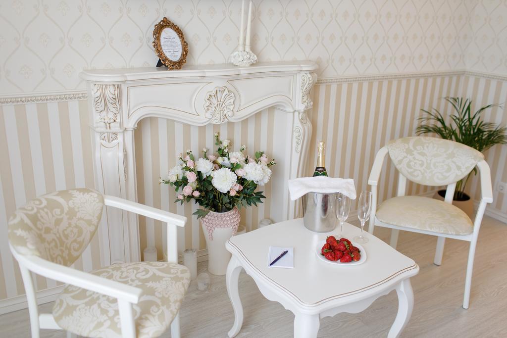 Royal Suite Apartment With Jacuzzi ซูมี ภายนอก รูปภาพ